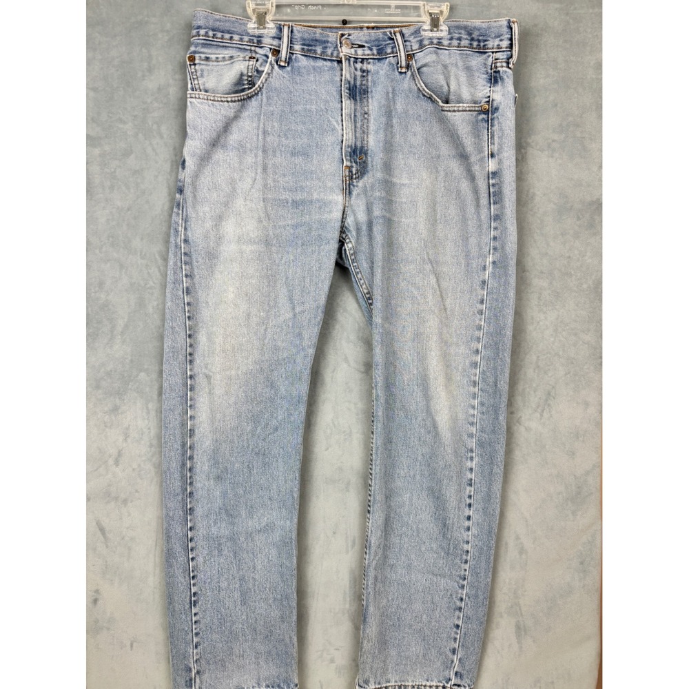 Levis 505 Straight Fit Jeans Mens 36x32 Light Wash Blue Denim Cotton Pants